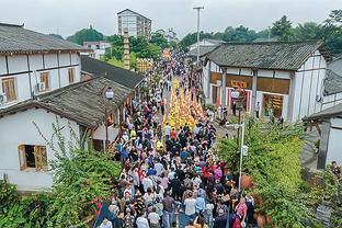 足球报：中超各队讨论放开客场球迷限制，由1000人增加到2000人